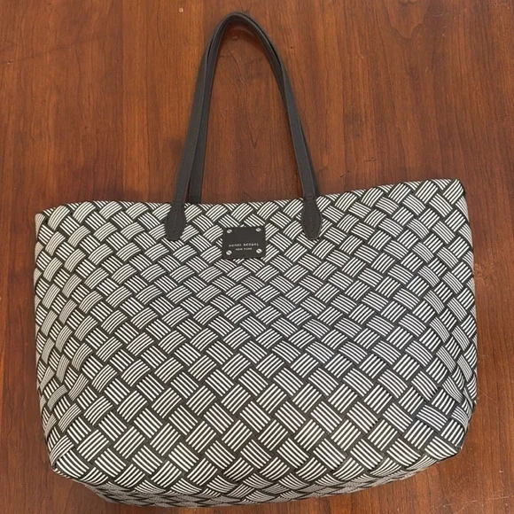 Henri Bendel Woven Tote Bag - Picture 1 of 9